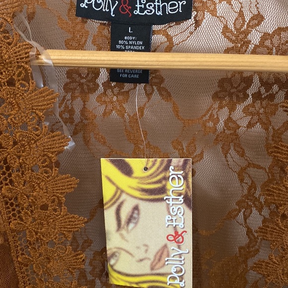 POLLY & ESTHER | Lace Duster - Picture 2 of 5